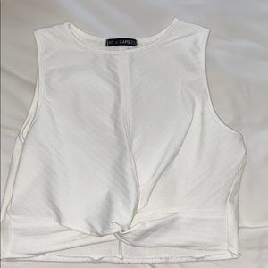 White cropped tanktop